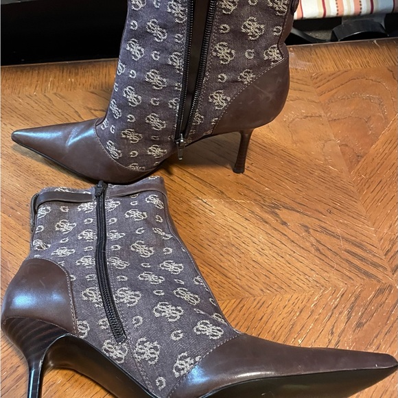 Y2K Guess Logo Brown Pointed Toe Stiletto Heel Ankle Boots | Size: 7.5M - Picture 7 of 12